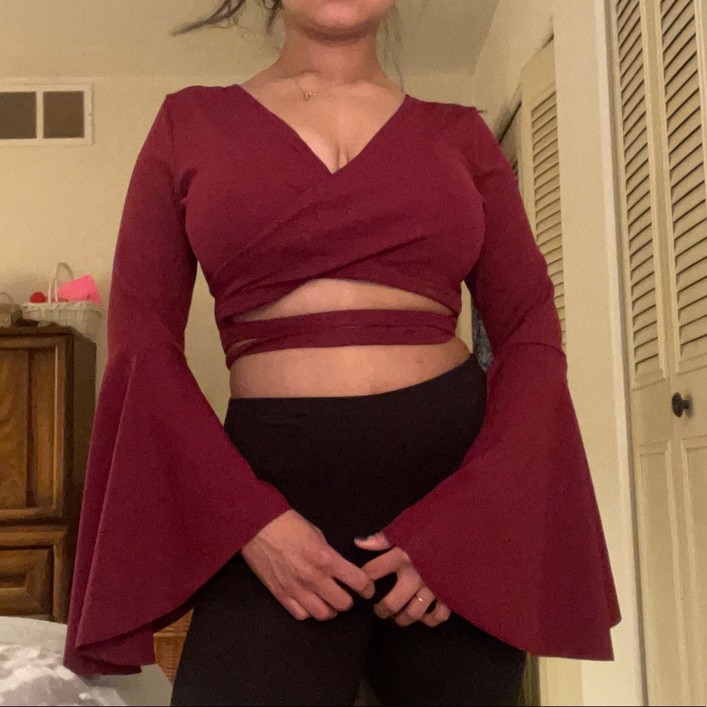 crop top 🖤